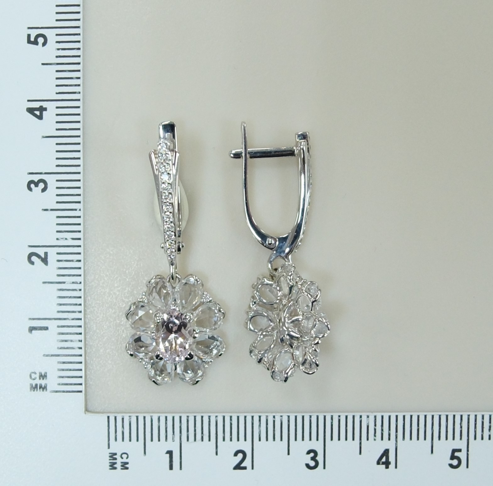 10512-000804 Серьги (Au 750)